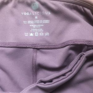 Cut out leg yogalicious leggings - M